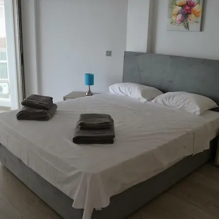 Apartment Sea Star 1 Larnaca
